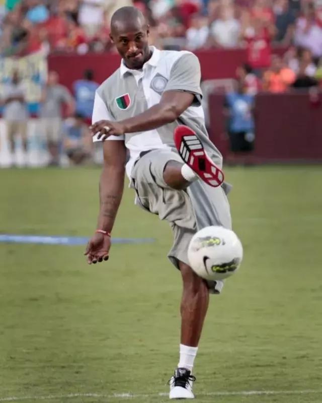 墨菲35分 鹈鹕战胜奇才