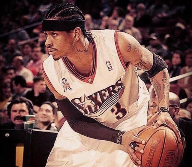 世预赛：10人国足客场0：1不敌沙特队