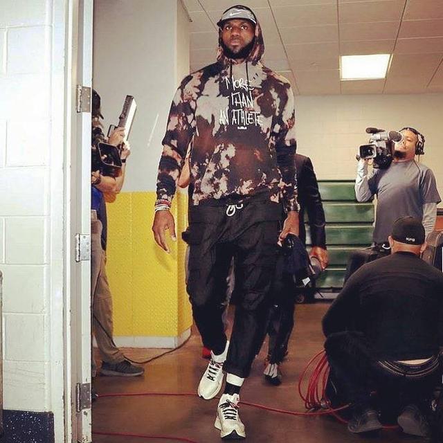 [足球之夜]中国女足：稳帅 调阵 迎亚洲杯