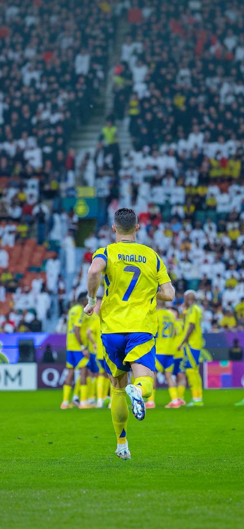 詹皇 里夫斯合砍72分 东契奇缺阵湖人胜了