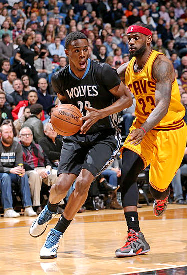 [F1]F1“格子旗”嘉年华 沉浸式体验赛车文化