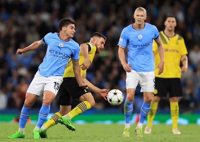 27日红黑榜：詹姆斯压哨绝杀步行者，快船仅三节就打花尼克斯！