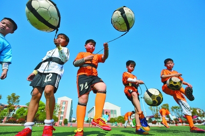 穷疯了？曼联看上的小妖，被标价1亿英镑！