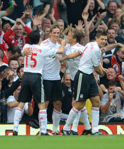 英超｜曼市擒鹊夺争四关键战 马尔穆什戴帽闪耀全场