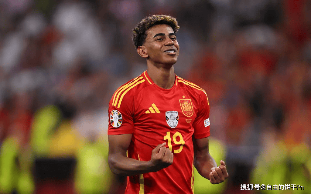 钓竿甩出新浪潮，年轻人纷纷入圈“水上高尔夫”