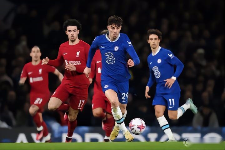 媒体人：李霄鹏可能加盟青岛海牛 陈洋去三镇