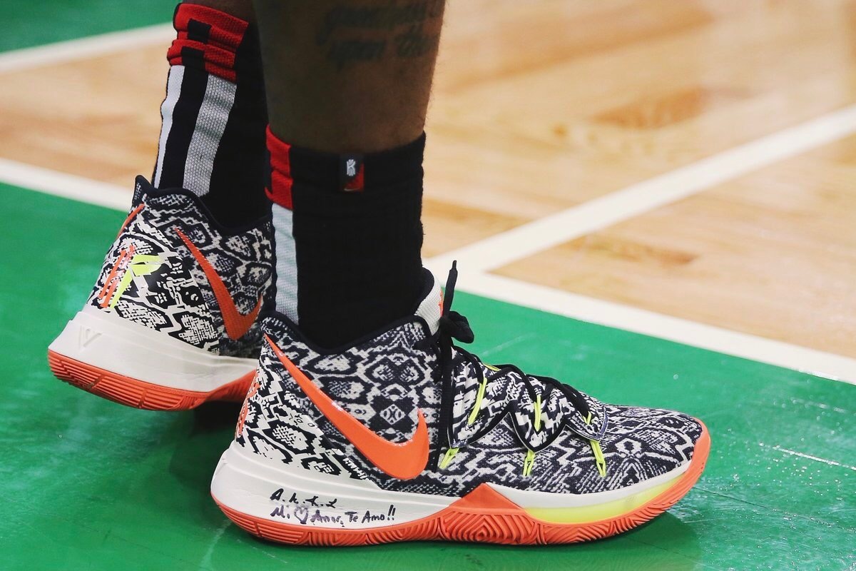 接连错失良机，巴萨官方鼓励费兰：下一个球会进的！