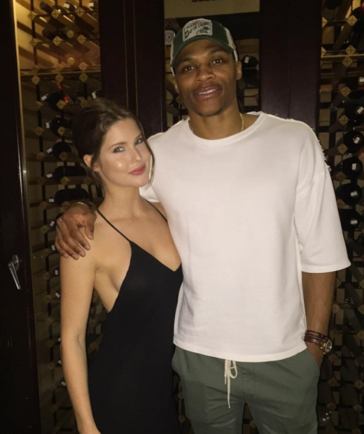 欧冠联赛战术分析：曼联攻防策略