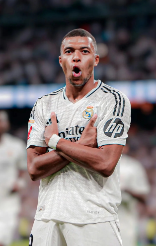 小雷：塞门约转会曼城似乎还有变数，我听说利物浦已经介入